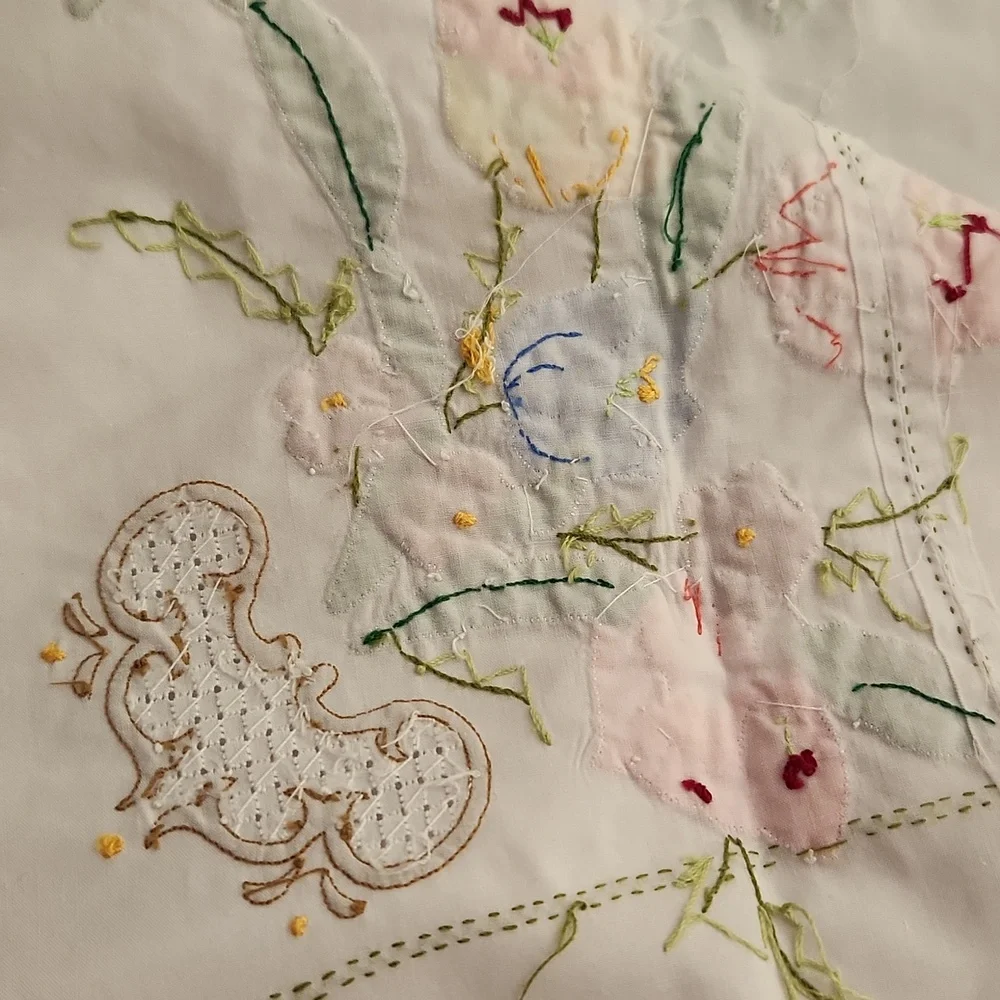 Vintage Floral Embroidered White Tablecloth With Multicolor Oblong 64